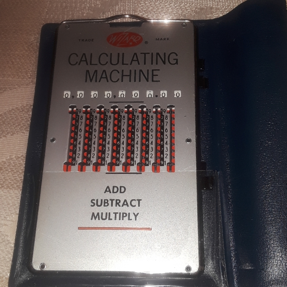 Wizard calculating machine - Picture 2 of 6